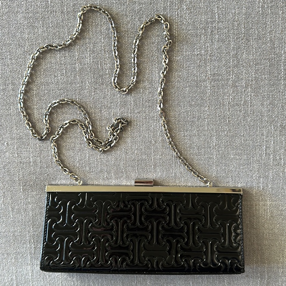 Bravo Handbags Beverly Hills Collection Black Patent Chain Clutch
